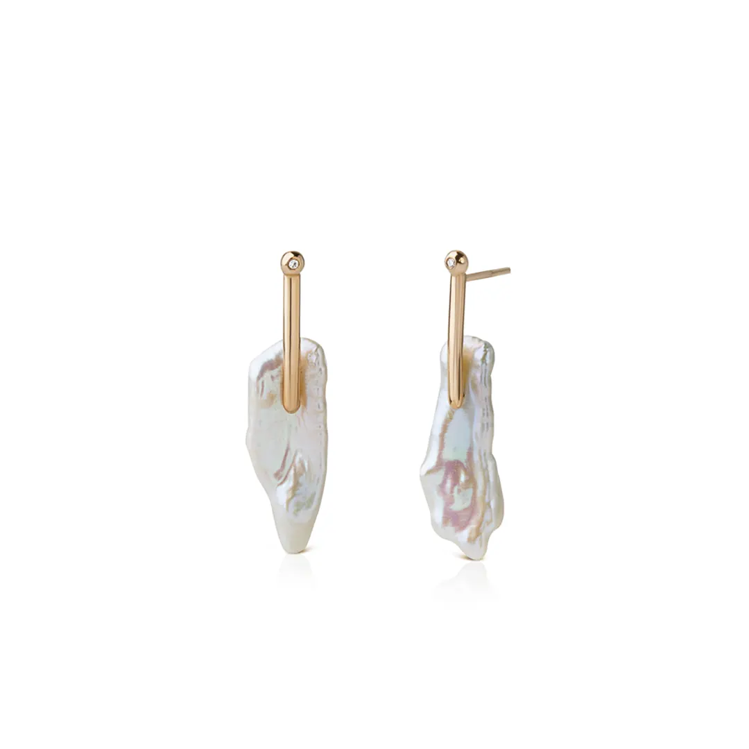 14K Gold Baroque Bar Pearl Earrings - Image 3