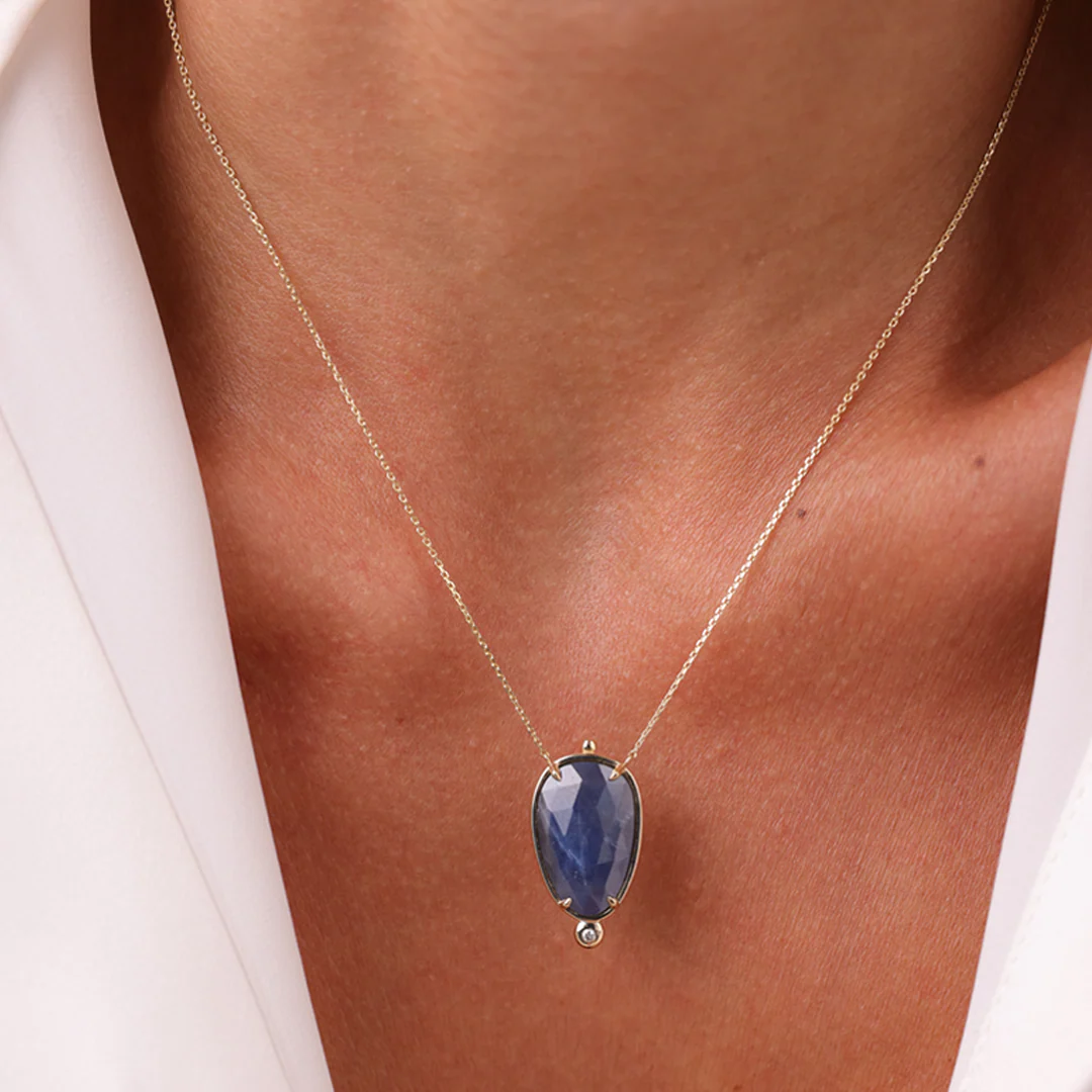 14K Gold Vertical Sapphire Necklace with a diamond - Image 2