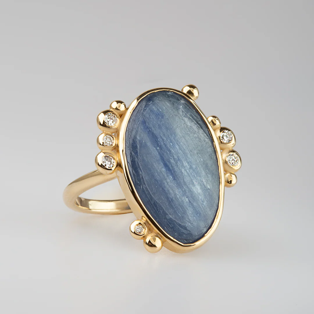 14K Gold Oval Kyanite Ring with 6 Diamonds - Image 4
