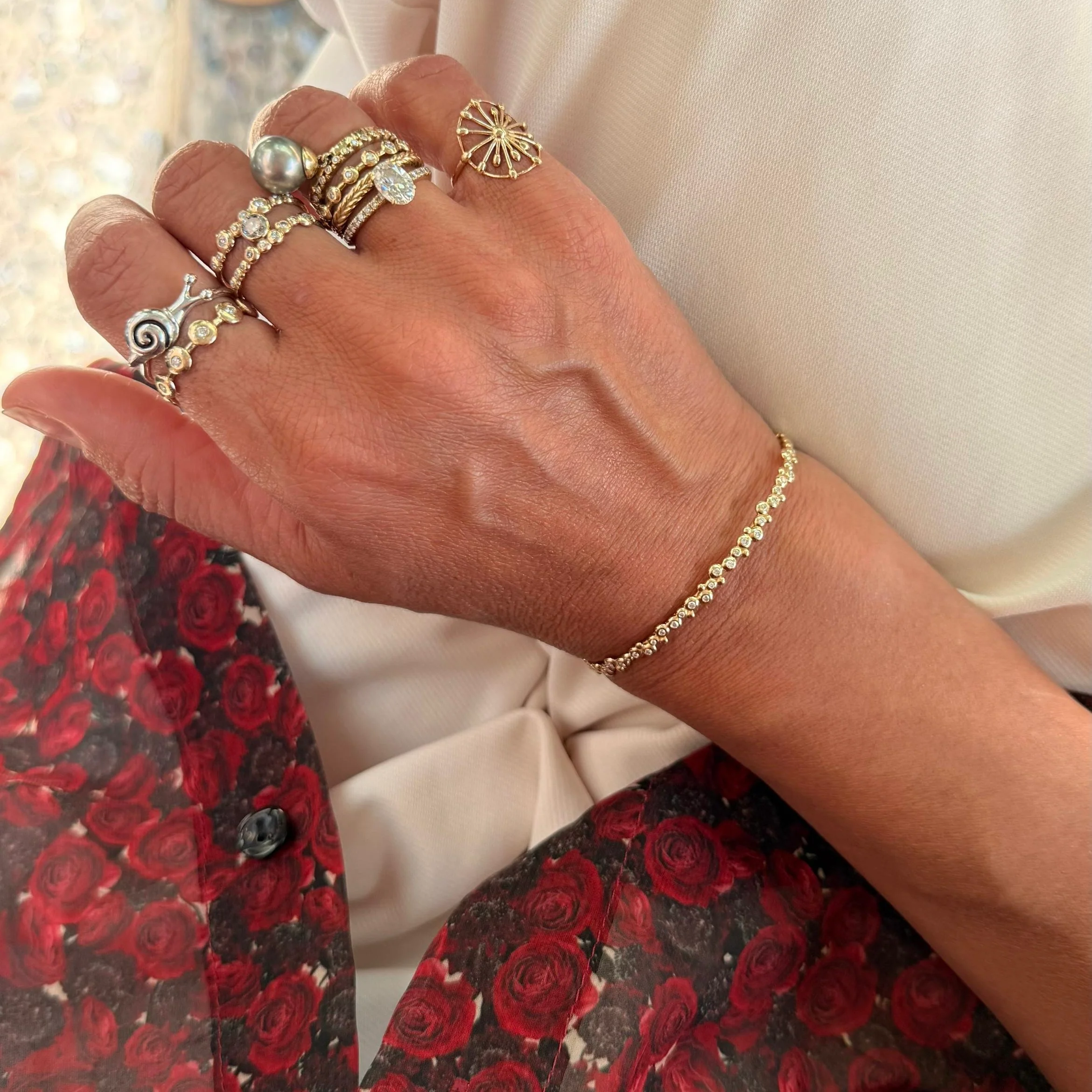 14K Gold All over "Bubble" Diamonds Bracelet - Image 4