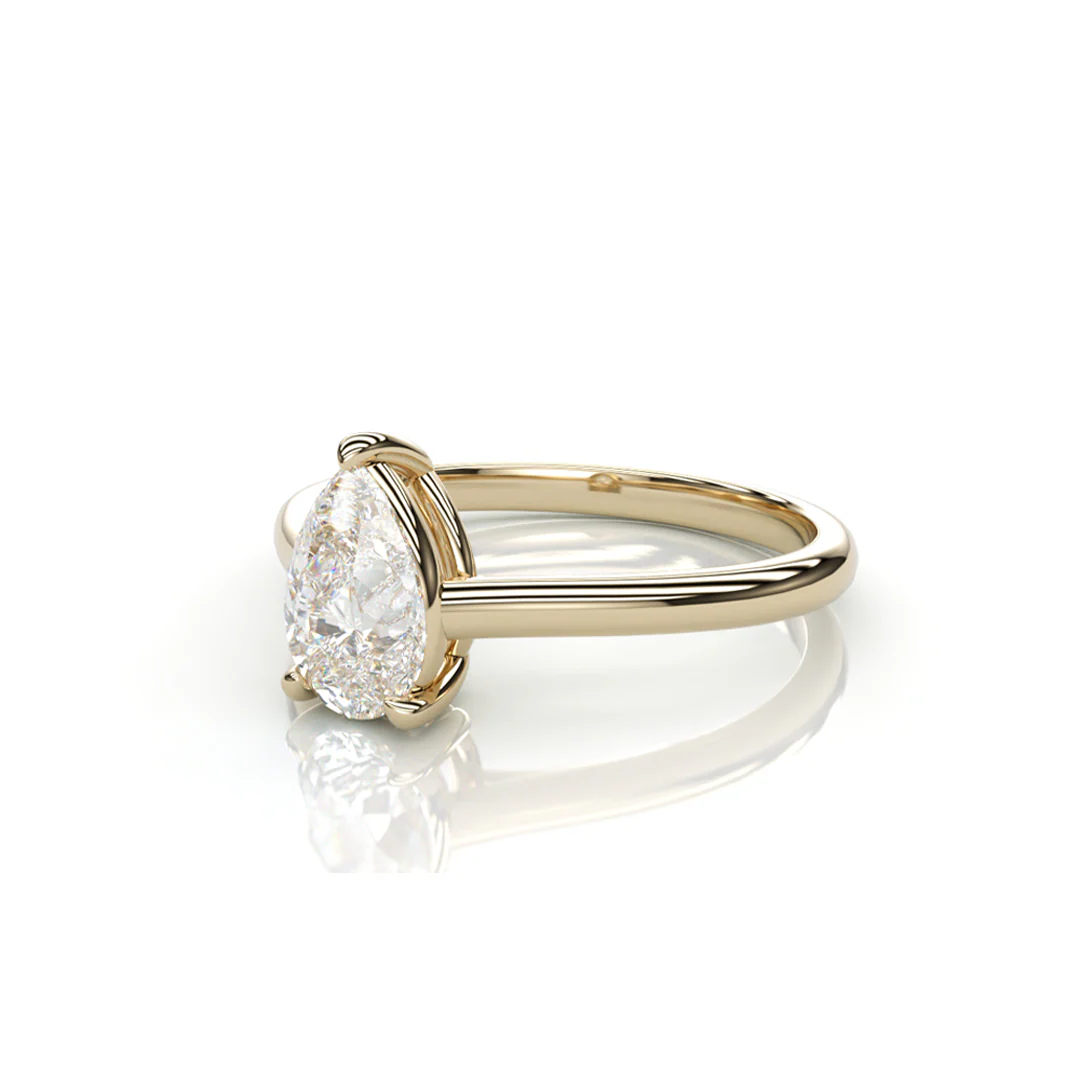 18Κ Yellow Gold Pear LAB Diamond Ring - Image 2