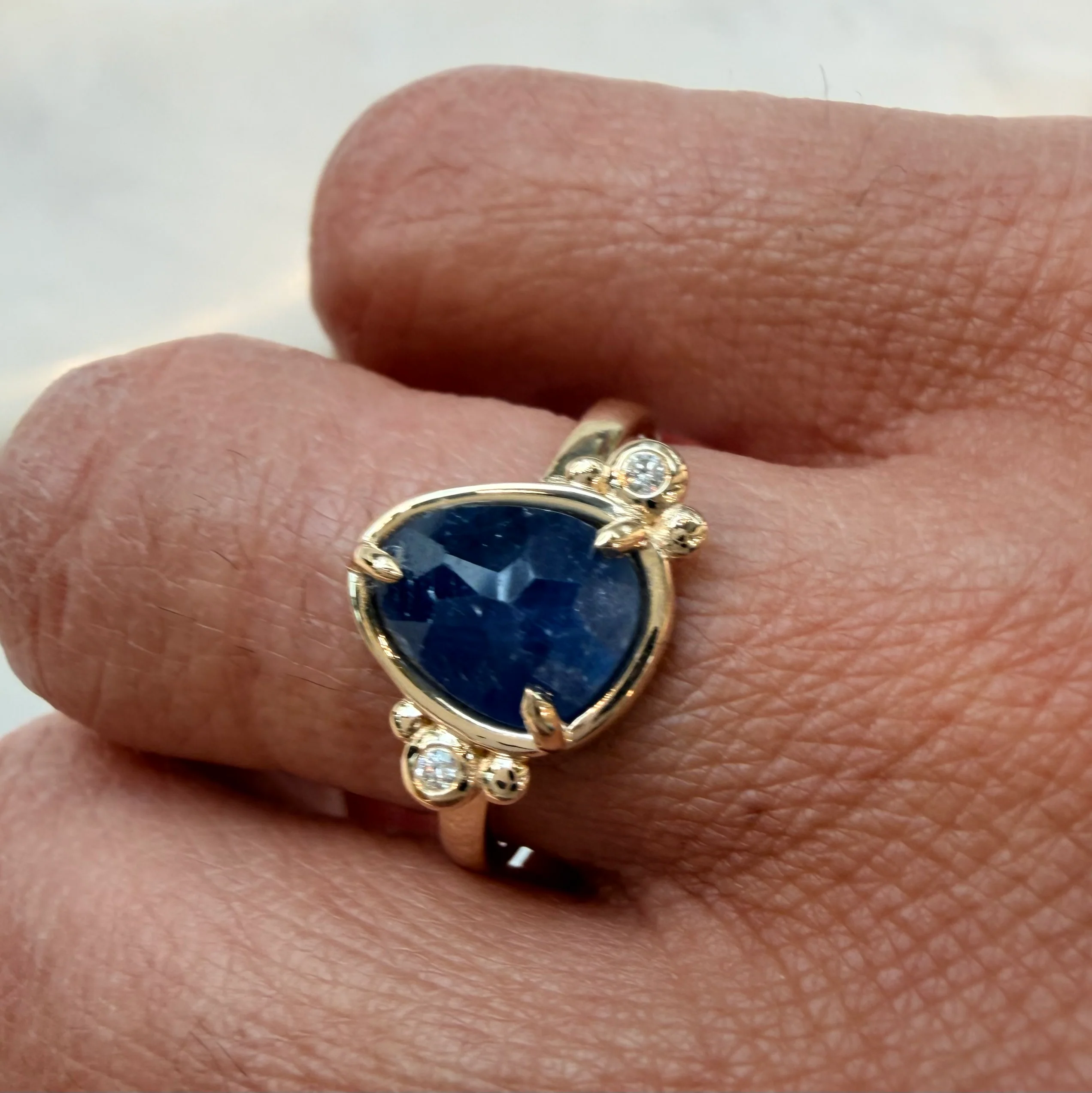 Midnight Vow – 14K Gold Ring with Sapphire & Diamonds - Image 3