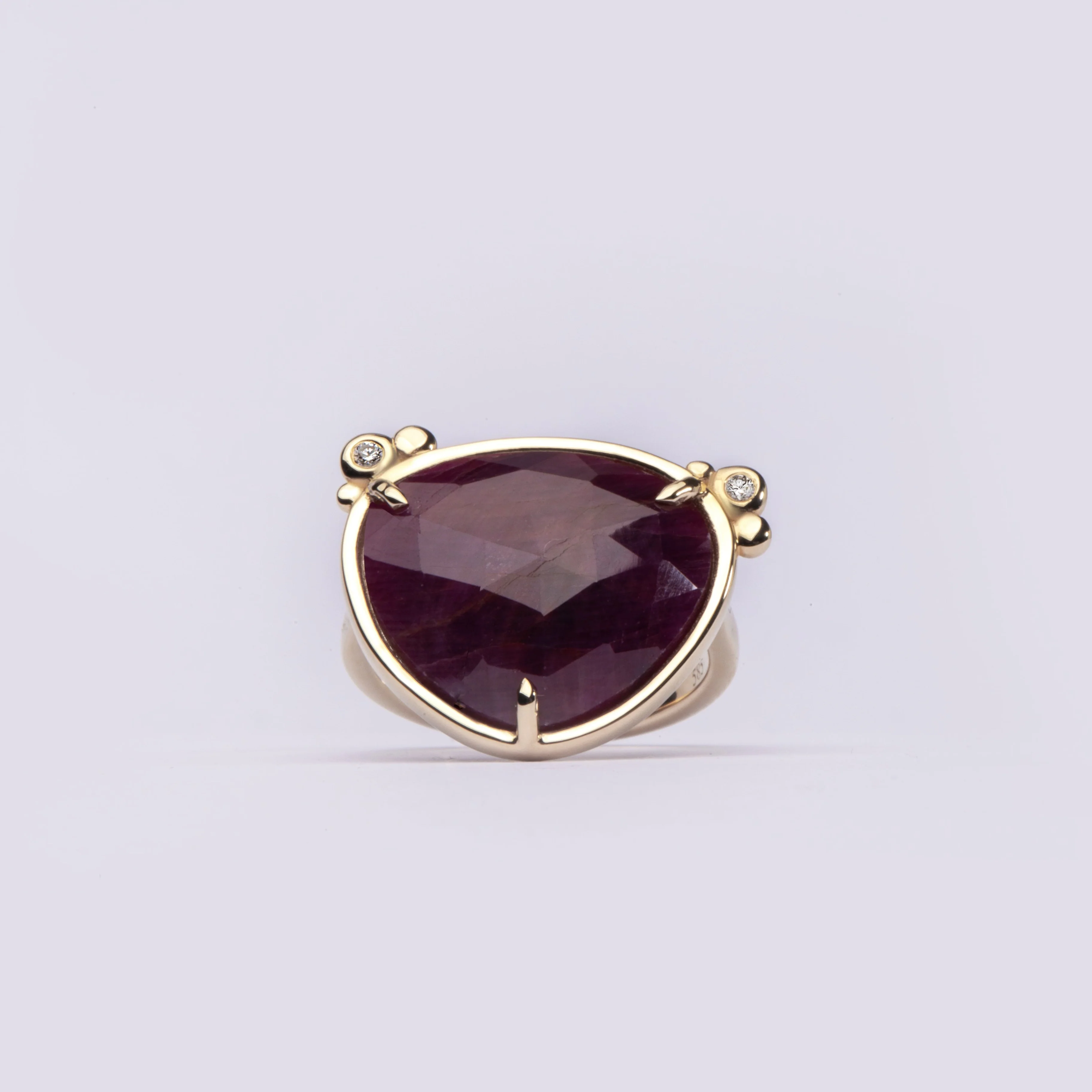 Pulse of Love – 14K Gold Ring with Ruby & Diamonds - Image 3