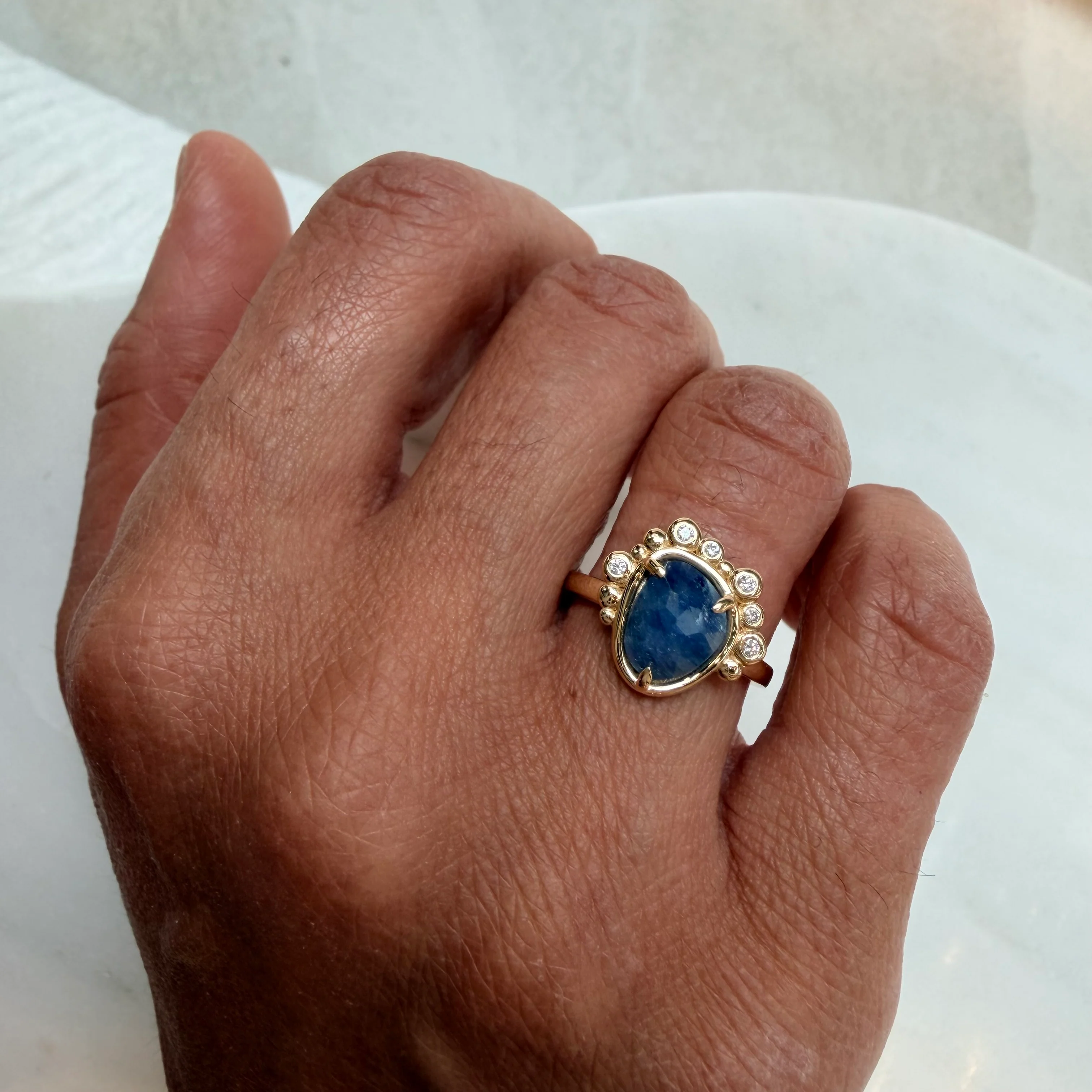 Velvet Tide  – 14K Gold Ring with Sapphire & Diamonds - Image 4