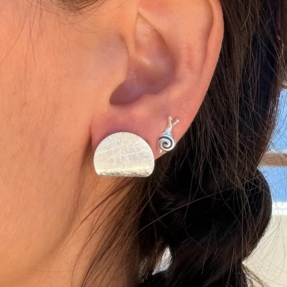 Round Fold Earrings - Image 2