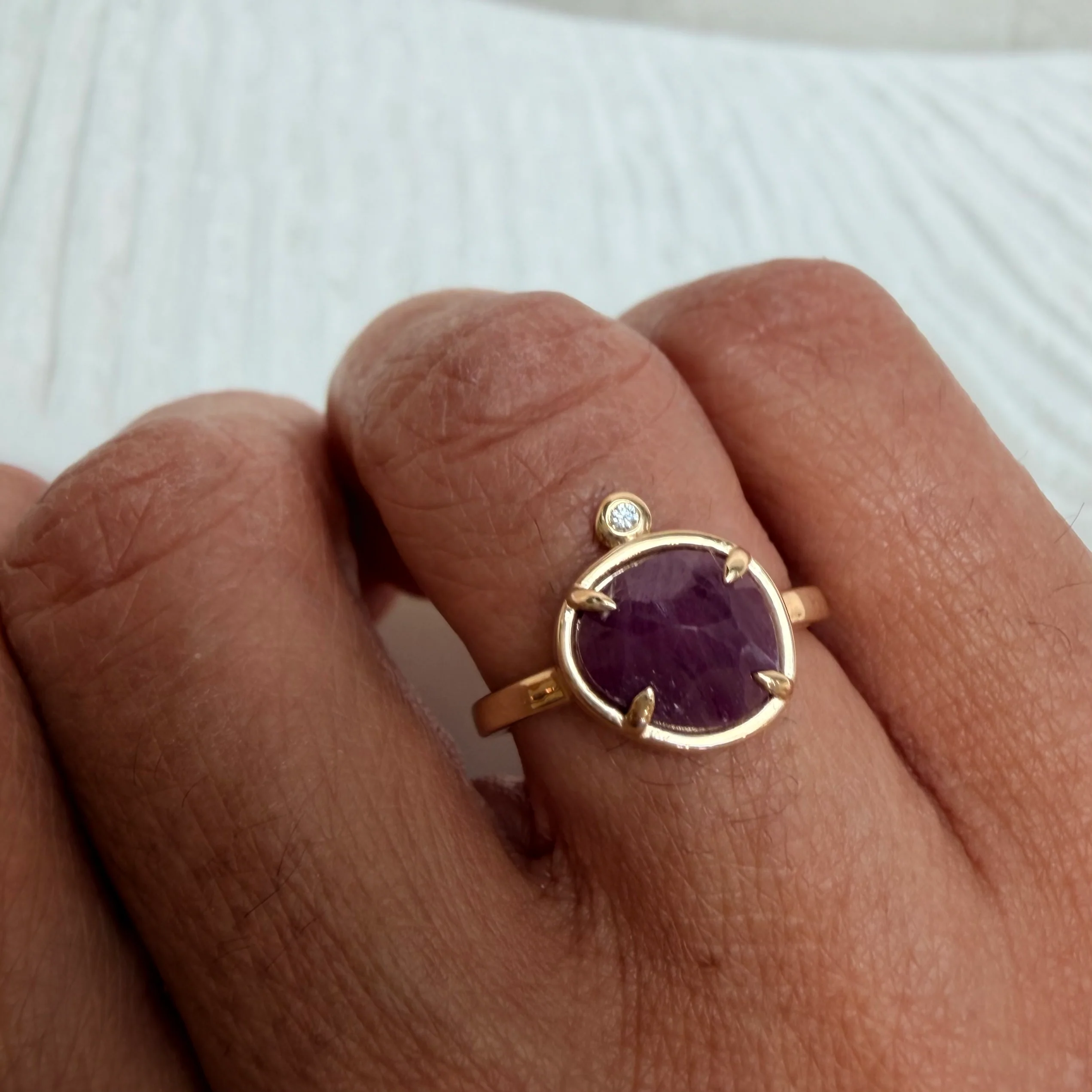 Silent Fire – 14K Gold Ring with Ruby & Diamond - Image 2